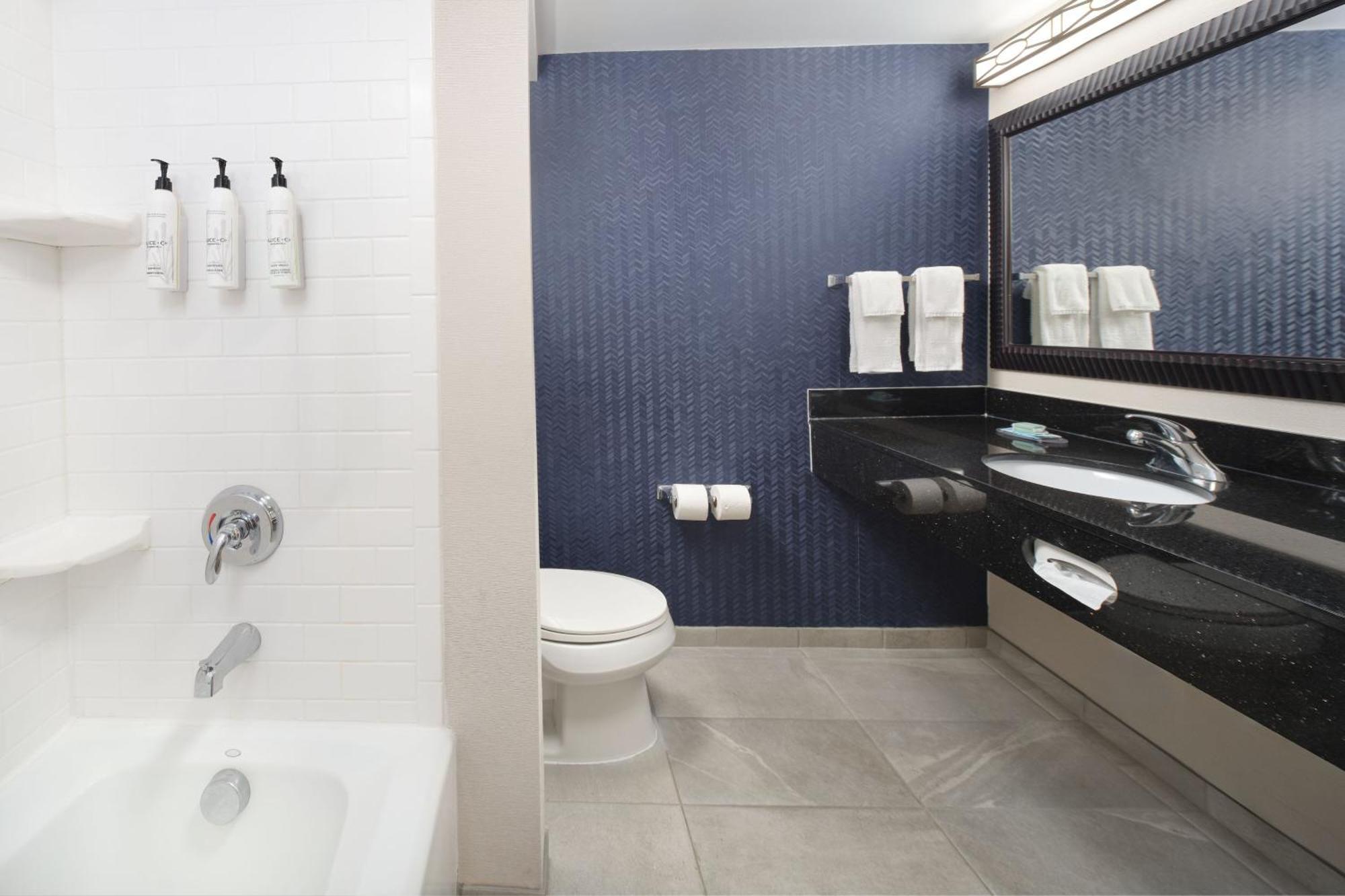Fairfield Inn & Suites Columbia Northeast Bagian luar foto